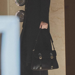Sac messager vintage en cuir PU pour femmes, sac à bandoulière de grande capacité de couleur unie pour un usage quotidien - Product Image 2