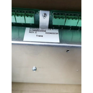 โมดูลควบคุมเครื่องทำความเย็น Trane รุ่น X13650532050 Rev C อะไหล่ระบบ HVAC - Product Image 1