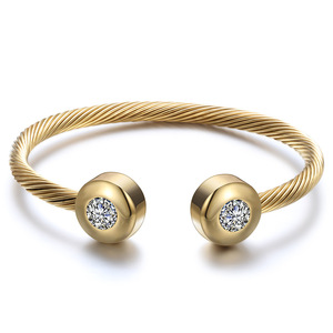 Bracelet en diamant, or 18 carats, design câble, diamant naturel taille brillant rond, unisexe, pour tous les jours - Product Image 1
