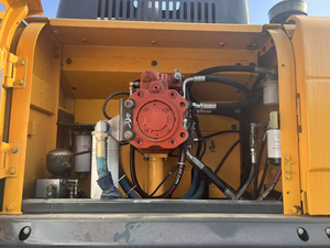 Excavadora Hidráulica Hyundai 520L-9VS Usada en Buen Estado, 52 Toneladas, Pocas Horas de Uso, Excelente Condición, Precio Excelente, Motor Cummins - Product Image 6