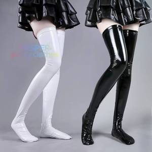 Calcetines sexys hasta la rodilla para mujer HP, medias altas hasta el muslo de cuero brillante antideslizantes, pantimedias blancas y negras, calcetines de cosplay Lolita - Product Image 1