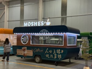 Remorque de concession mobile tout équipée pour la vente de café, de barbecue et autres produits en extérieur - Product Image 4