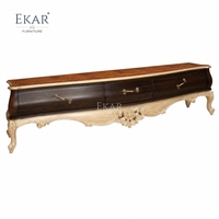 Console TV Serenade Creme Floral Medallion |   Meuble TV de style baroque antique de luxe - EKAR FURNITURE