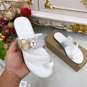 Nouvelle Collection Été 2025 – Sandales Confortables à Semelle Plate pour <span class=keywords><strong>Femme</strong></span> avec Boucles Métalliques et Motif Rayé Antidérapant - Product Image 6