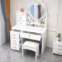 Ensemble de coiffeuse moderne éclairée avec miroir en forme de cœur et rangement rose pour chambre et salon – Table de maquillage tendance