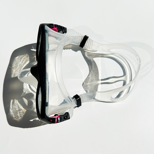 Máscara de buceo con hebillas laterales de buena calidad 2025, máscara de pesca de Color negro acuático sin marco, máscara de silicona para respirar bajo el agua para hombres - Product Image 6