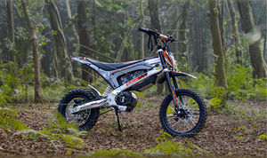Moped électrique KuKirin X1 avec tableau de bord LED couleur, batterie lithium 48V, autonomie 40 km, transmission par chaîne - Product Image 4