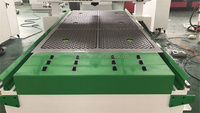 Routeur CNC pour le travail du bois 1300*2500mm, machine publicitaire pour le travail du bois