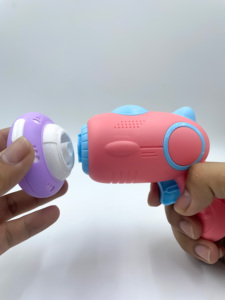 Pistola de platillo volador para niños, <span class=keywords><strong>2</strong></span> discos, <span class=keywords><strong>1</strong></span> lanzador de disco espacial incluido, juguete de lanzamiento de OVNI para niños - Product Image 3