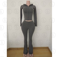 Ensemble de survêtement en nylon pour femme, coupe ajustée pour grandes tailles, veste à capuche et pantalon évasé, idéal pour le yoga, la gym et le streetwear, 2 pièces