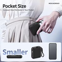 Batterie externe 10000mAh à charge rapide 22.5W PD avec écran LED et câble intégré, personnalisable avec logo d'usine, OEM/ODM B2B