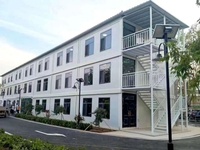 Kits de maisons conteneurs en acier respirants de luxe moderne pour usage commercial, villas préfabriquées à 2 étages en provenance de Chine