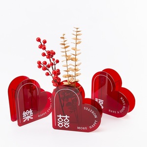 แจกันอะคริลิกรูปหัวใจสีสันสดใสตกแต่งบ้านสไตล์โมเดิร์น - Product Image 1