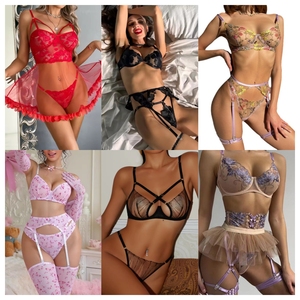Ensemble de lingerie sexy très prisé pour femme, soutien-gorge en maille, string, porte-jarretelles, dentelle ajourée transparente, avec armatures, écologique et respirant 2 - Product Image 5