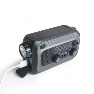 Radio de Emergencia Multifuncional para Exteriores, Linterna Manual, Cargador Solar NOAA, Banco de Energía - Product Image 4