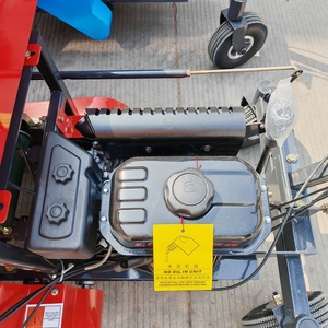 Épandeur d'engrais portatif Wigon, autopropulsé, boîte de vitesses automatique, largeur d'épandage de 3000 mm - Product Image 5