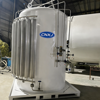 Tanque Criogénico Vertical XINJING de 5000L, Presión de Diseño de 1.6MPa, Certificado ASME, Materiales Internos S30408/Externos Q345R, Ahorro de Energía