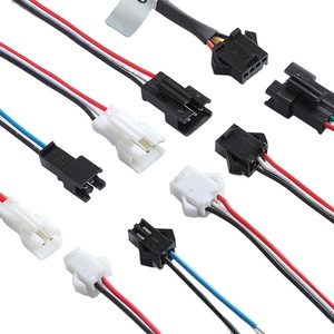 Traitement des faisceaux de câbles électroniques : Connecteur de faisceau de câbles avec fil de liaison à espacement de 2,5 mm - Product Image 2
