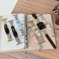 Bracelet en cuir à motif crocodile avec perles et diamants pour Apple Watch 46 mm (WB121TA)