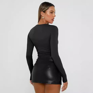 Chemise de <span class=keywords><strong>base</strong></span> décontractée pour femmes européennes et américaines, manches longues, coupe ajustée, matière en soie de lait, col basique transfrontalier, peigné - Product Image 3