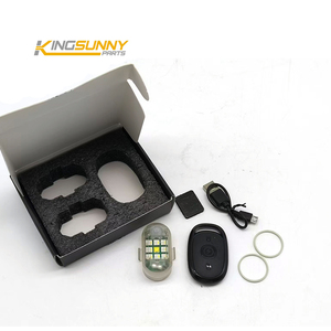 Ensemble d'éclairage de bicyclette rechargeable Télécommande <span class=keywords><strong>sans</strong></span> <span class=keywords><strong>fil</strong></span> Feux arrière clignotants à LED Phares en plastique Alimentation par batterie pour - Product Image 4