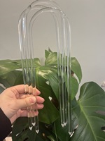 Treillis de plantes acryliques en forme de U clair classique pour soutenir les plantes grimpantes