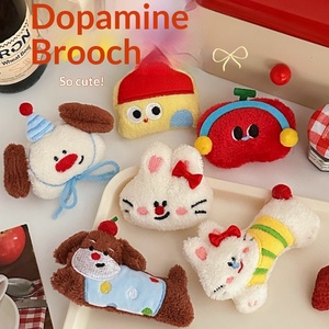 En gros, Pendentif broche en peluche de marque HM originale, motif dessin animé mignon, créatif et amusant, pour sac à dos de fille, ornement suspendu ludique pour sac - Product Image 3