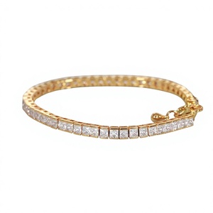 Pulsera de tenis con diamantes de corte princesa, chapada en oro de 18 quilates, engaste de canal, para mujer, uso diario clásico, diseño geométrico de eslabones - Product Image 2