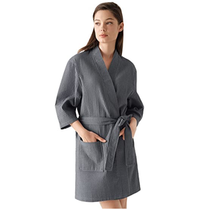 Maßgeschneiderte Waffel-Bademäntel, Weiße Bademäntel mit Gesticktem Logo, Kimono-Kragen, Unisex, Langer Bademantel aus Baumwolle für Spa - Product Image 4