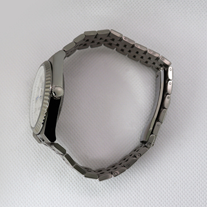 Reloj Mecánico de Diseño Profesional con Movimiento Automático Nh35, Cristal de Zafiro, Esfera con Agujas de Acero Inoxidable - Product Image 3