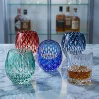 Verre à vin sans pied Raymond style bohème, fait main, en cristal coloré sculpté, design flamme vacillaante transparente découpée à la main, 301-400ml, pour les fêtes