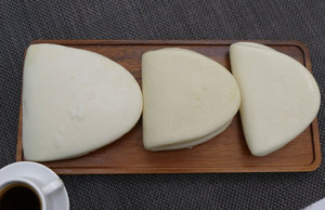 Buns vapeur surgelés Gua Bao <span class=keywords><strong>Pau</strong></span> en gros pour le petit-déjeuner, fabrication OEM, marque privée pour la restauration, les hôtels et les traiteurs - Product Image 3