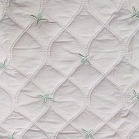 Tissu de broderie et de matelassage en gros, draps matelassés en coton blanc respirant pour enfants, matelassage brodé olive