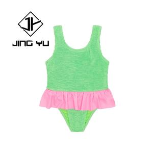 Maillot de bain pour tout-petits à la mode 2025, bikini en polyester hawaïen pour filles, maillot de bain pour enfants à volants personnalisés - Product Image 4