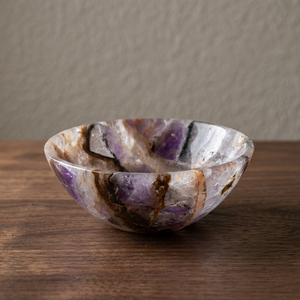 Cuenco de Resina con Amatista Pulida Hecho a Mano, Plato Decorativo Bohemio para Servir, para Exhibición en Mesa del Hogar, Cuenco Personalizado - Product Image 1