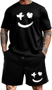 Conjunto de camiseta y pantalones cortos para <span class=keywords><strong>hombre</strong></span>, chándal de <span class=keywords><strong>verano</strong></span> de 2 piezas, ropa de calle, divertido estampado de cara sonriente, cómodo traje deportivo para correr - Product Image 2