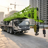 Grue mobile hydraulique d'occasion efficace de 80 tonnes à 5 sections montée sur camion pour la construction en usine
