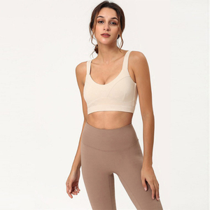 Soutien-gorge de sport sexy et respirant pour femme, maintien moyen, séchage rapide, dos ajusté, haut d'entraînement avec logo frontal - Product Image 4