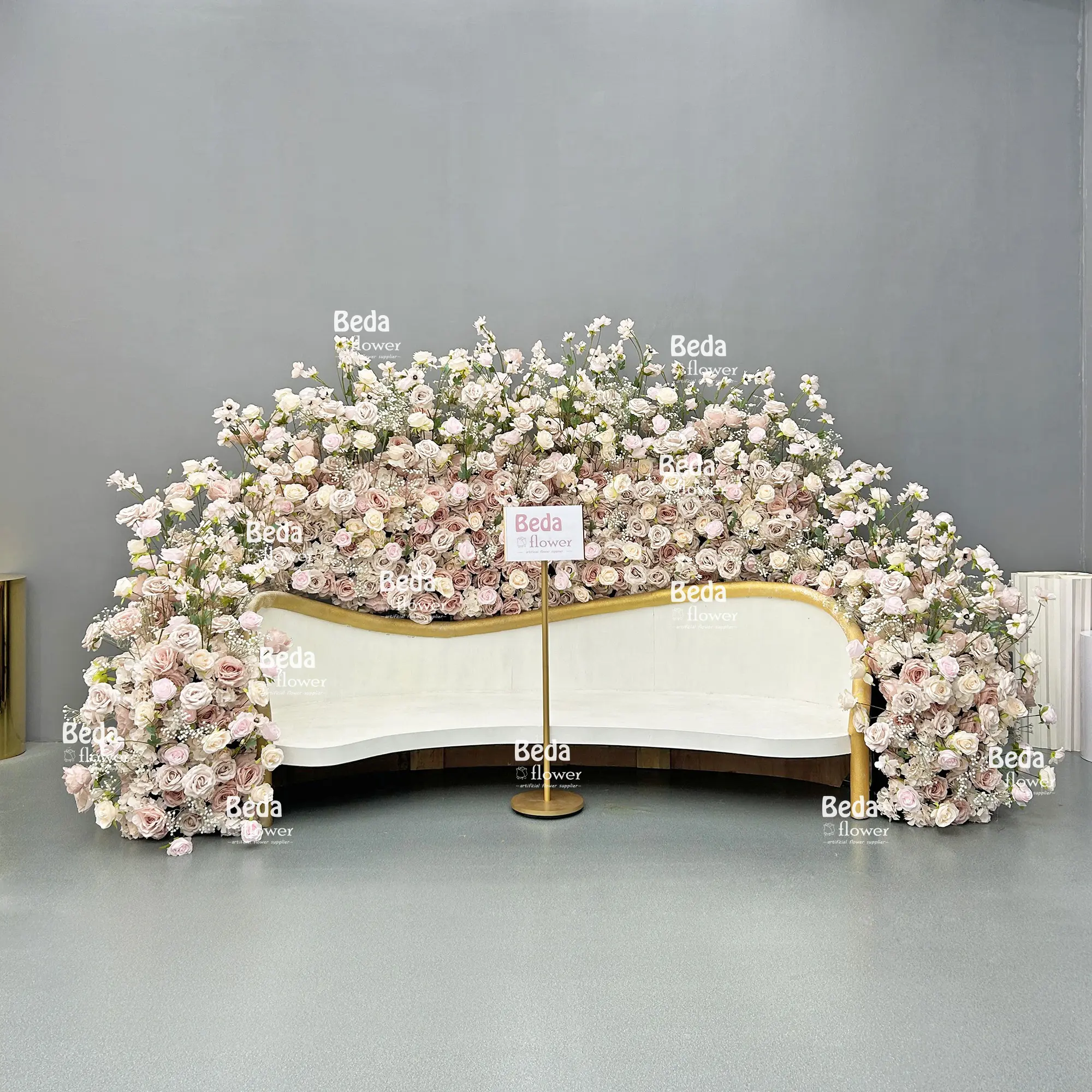 Beda Customized High-Quality Material Process Design Artificial Background Runner Wedding and Home Decoration Flower Runner