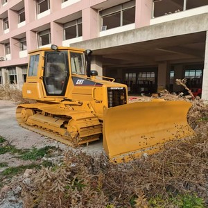 Bulldozer sur chenilles Caterpillar D5G d'occasion fabriqué au Japon, modèles D5N, D5M, D5G avec ripper à 3 dents - Product Image 1