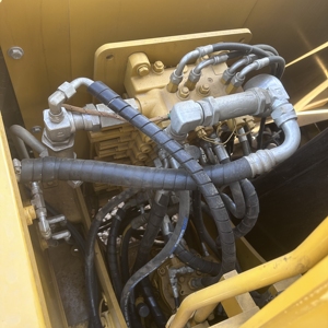 รถขุดตีนตะขาบแคตเตอร์พิลลาร์ CAT308 มือสอง ขนาด 8 ตัน ระบบไฮดรอลิก จัดส่งรวดเร็ว - Product Image 6