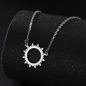 Collar con Colgante de Sol en Acero Inoxidable Chapado en Oro, Estilo Bohemia, Cadena Unisex, Joyería de Moda, Regalo - Product Image 4