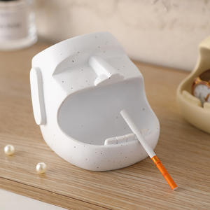 Figurine en résine époxy pour petit ami, décoration d'intérieur, salon, forme amusante, décoration de bureau, ornement, sculpture artistique, art populaire - Product Image 3