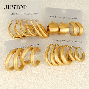 Boucles d'oreilles tendance en acier inoxydable plaqué or 18 carats, hypoallergéniques, pour femmes, vente en gros - Product Image 3