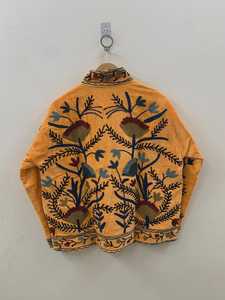 เสื้อแจ็คเก็ตสั้นลายสัตว์ผ้ากำมะหยี่ซูซานี งานฝีมือสไตล์โบโฮชิค ปักลายหรูหรา เสื้อโค้ทติดกระดุมสำหรับฤดูหนาว ผ้าฝ้าย ดีไซน์หรูหรา เหมาะสำหรับใส่เป็นเลเยอร์ ของขวัญสุดพิเศษ - Product Image 2