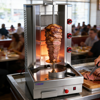 Barbecue à gaz avec rôtissoire pour kebab/shawarma turc.