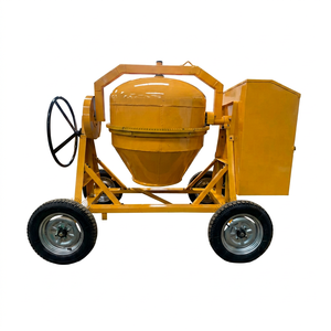 Bétonnière portative jaune avec roues et moteur, composant essentiel - Product Image 1