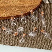 Sortierte Formen Mini-Glasfläschchen mit Korkverschluss Kleine Wunschflaschen für DIY-Anhänger Schmuck Basteldekoration