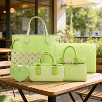 Großhandel Schöne Leder Damen, Mode Umhängetasche Einkaufstaschen Benutzer definiertes Logo Luxus Einzigartige Handtaschen für Frauen/