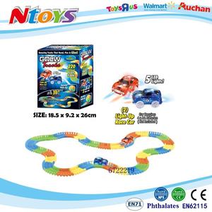 Piste de course lumineuse <span class=keywords><strong>Magic</strong></span> Glow avec 2 voitures lumineuses - Product Image 3